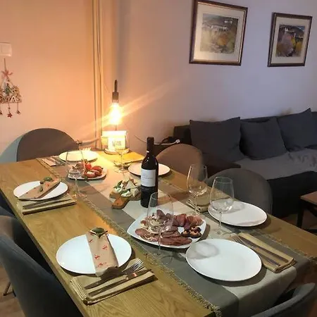 Specious Modern *